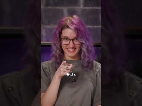 The difference between a moon and a planet #science