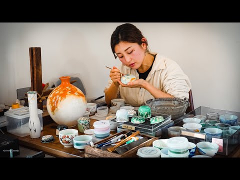 The original Shippo-yaki. the process of this jewel-like craft produced in a kettle at 800 degrees.