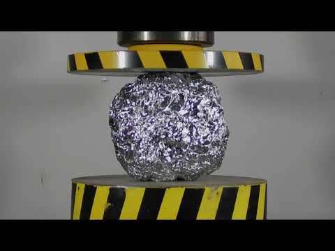 HYDRAULIC PRESS CREATES A COIN