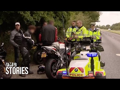 Cops Arrest Bikers Doing Wheelies on the Motorway