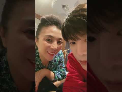 范丞丞生日快乐呀！直播喊话粉丝赶紧破三千万 #嗨放派 #王嘉尔 送来礼物 ★ 爱豆星日常 ★