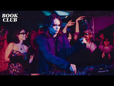 Big Beat & Classic House Mix in a Neon Fun House | Jojo Lorenzo