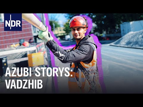 Gerüstbau-Azubi Vadzhib muss in den Wassergraben | Azubi Storys | NDR Doku