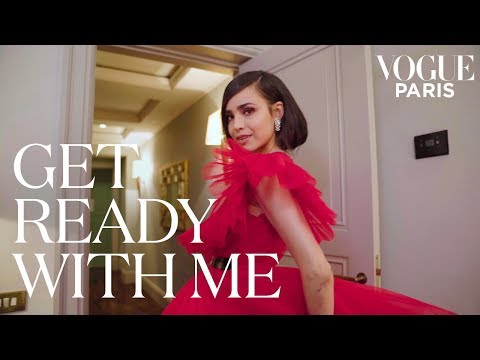 Sofia Carson chooses a Giambattista Valli x H&M dress for the show | Get Ready With Me | Vogue Paris