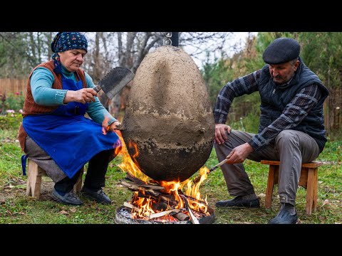 Slow Cooked Lamb in a Dragon Egg | Rustic Campfire Feast