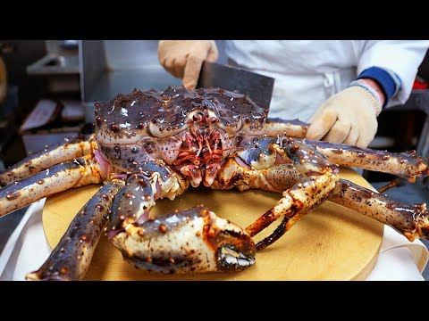 New York City Food - GIANT ALASKAN KING CRAB & FRIED BUNS Park Asia Brooklyn Seafood NYC