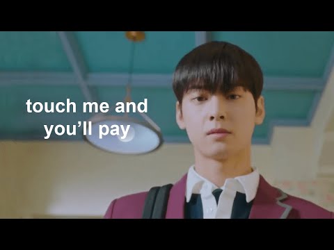 Cha Eun Woo ignoring everyone for 3 minutes and 25 seconds (True Beauty & My ID is Gangnam Beauty)