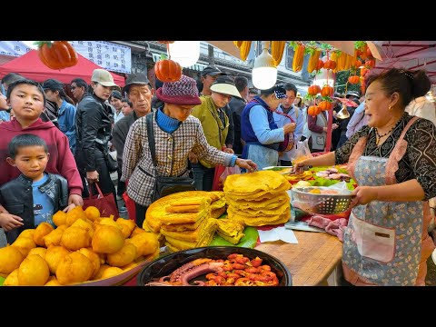 China’s Street Food Paradise in Dali, Yunnan – Endless Eats, Nonstop Crowds and Local Snacks Galore