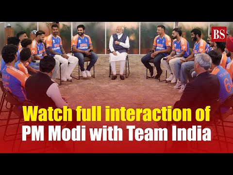 Watch full interaction of PM Modi with Team India