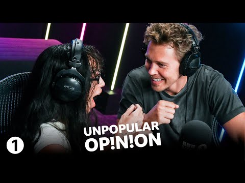 Austin Butler & Zoë Kravitz play Unpopular Opinion - "How does he know what you sleep in?!"
