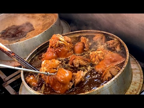 The most popular Taiwan's Food- Brewed Pork Feet & Shank
