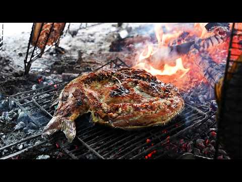 Iraqi Style Grilled Masgoof Fish Around Wood Fire | Erbil Street Foods