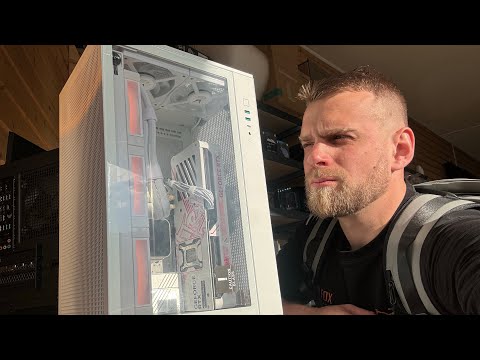 Белый ПК за 200К | Тухнет экран у клиента | Зачем несут старые ноутбуки? #HappyPC