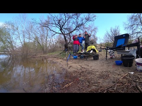 #плотва #рыбалка #фидер #днепр    Фидер в городе. Левый берег Днепра!