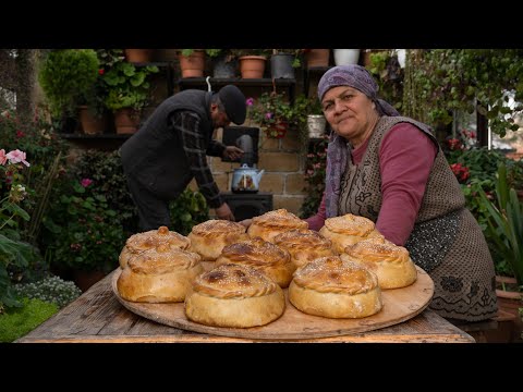 Rustic Mini Pies — Beef and Vegetables from the Village Oven 🥕🥩
