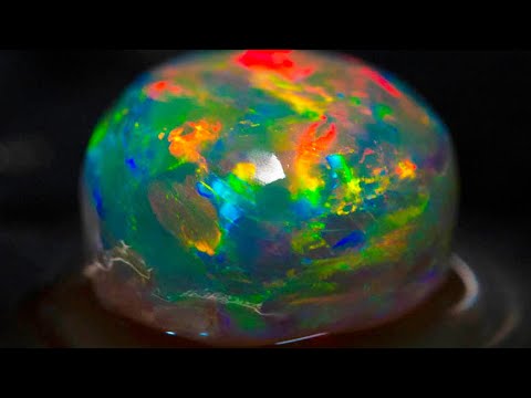 Recutting a top gem crystal opal to make it phenomenal — will it pay off?