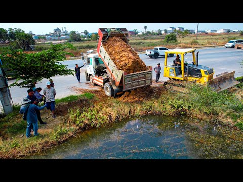 Perfectly Project! LANDFILL Delete Flooded Area Using Powerful Dozer D41PX Pushing Soil with Trucks