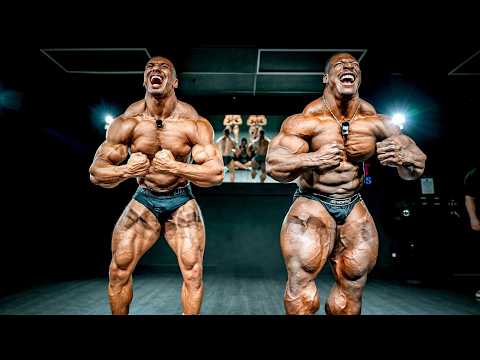 The Biggest Legs in The World Trains Legs!