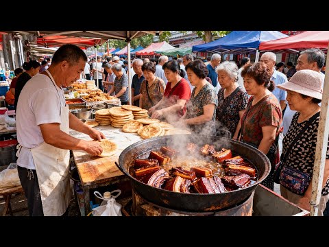 中国山东济南特色美食与街头早餐，超大块的把子肉，咸味的甜沫，开口芝麻烧饼，麻酱火烧，济南独有的烤白条，香煎深海鱼，超大的壮馍，鸡蛋灌饼，烧饼夹牛肉，滕州菜煎饼，淄博肉烧饼等等超级美味，一定不能错过！