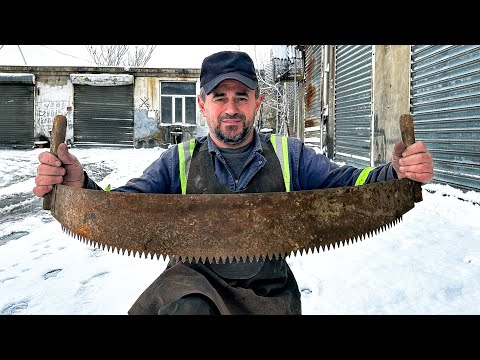 From Junk to Blade: Hand-Forging a Damascus Knife from Old Saw Metal & Real Antler Handle!
