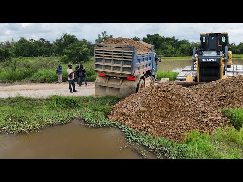 Amazing Perfect Project! LandFill Huge Space by Skill 5Ton Trucks with Powerful Dozer Push