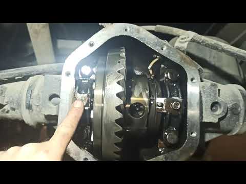 Replacement and adjustment of the final drive of the UAZ Spicer axle
