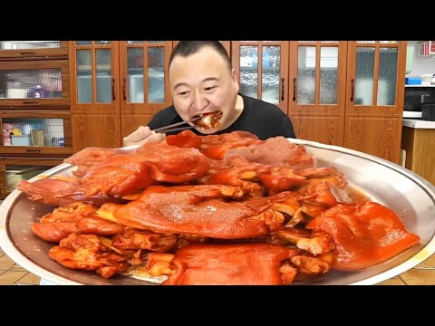 🔥【红烧猪蹄】冻猪蹄秒变销魂大餐，阿强狂炫红烧猪蹄，Q弹软糯入口即化，香到舔手指！