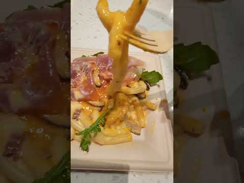 Korean restaurant | Banchan and cook | Hong Kong foodie | 蛋包飯 ｜ 韓式炸雞 ｜ 卡邦尼年糕