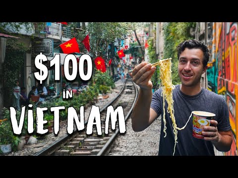 What Can $100 Get in VIETNAM (World's Cheapest Country)