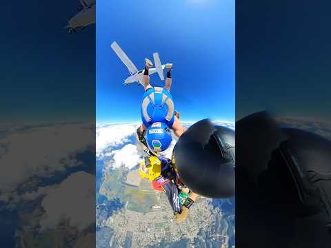My 100th Jump - Undie Hundie #skydiving #skydiver #skydivingvideos #undiehundie #skydiveelsinore