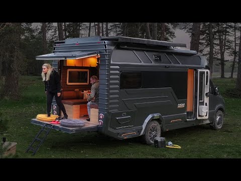 YENİ BALKONLU KARAVANLA LÜKS KAMP