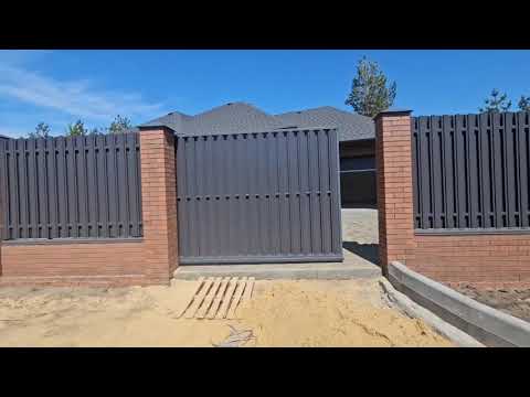 Купить дом в Воронеже с отделкой под ключ и благоустроенной территорией.