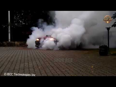 BMW range Rover bus truck qabir ma Dali ga raha hi 