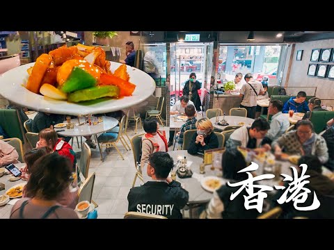 A 60-year-old chef in a 20 sqm Hong Kong restaurant makes dishes in 9.9 seconds!