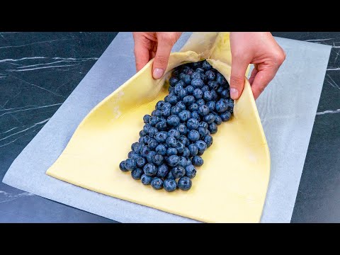 Dessert in 5 minutes! Just puff pastry and blueberries