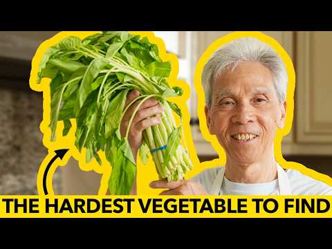 🥬 How a Chinese chef cooks Water Spinach (aka Ong Choy) (腐乳炒蕹菜)!