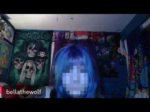 Packgod vs Bella The Wolf