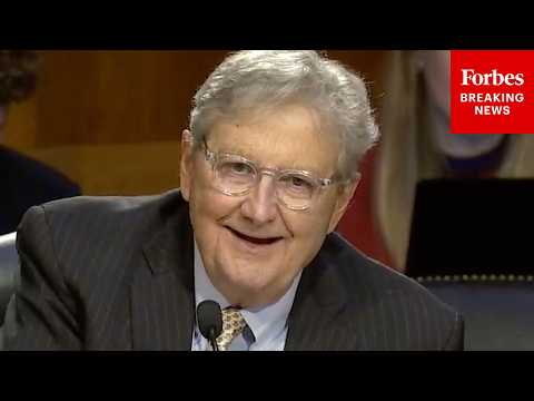 John Kennedy Questions Judicial Nominees About Trump's Tariff And War Powers As President