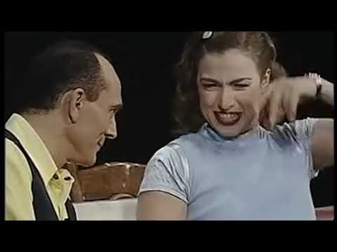 الضحك ملوش أخر من محمد صبحي في مسرحية كارمن