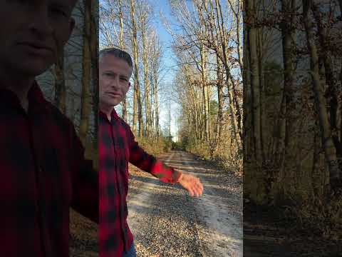 We Bought a Farm!!!🐓🌽🚜🐮