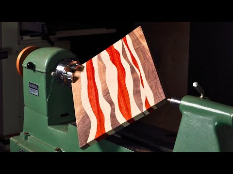 Woodturning a Deep Bowl from a Flat Board