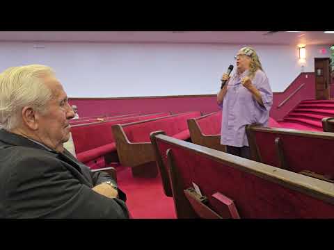 Wanda Sings 'Amazing Grace' at Her Newfound Birth Father's Church