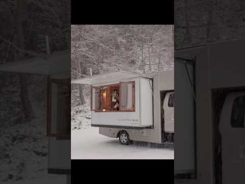 ☃️폭설내리는 숲속에서 트럭으로 강아지와 낭만 가득한 설중캠핑