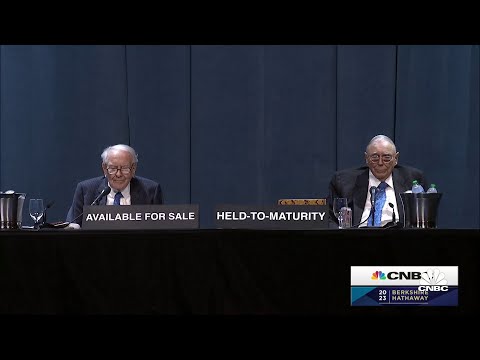 Elon Musk overestimates himself, but he's still very talented, says Charlie Munger