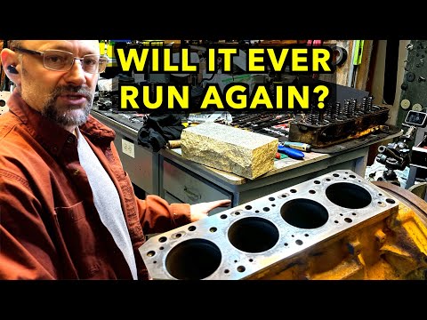 John Deere 1010 Engine Rebuild.