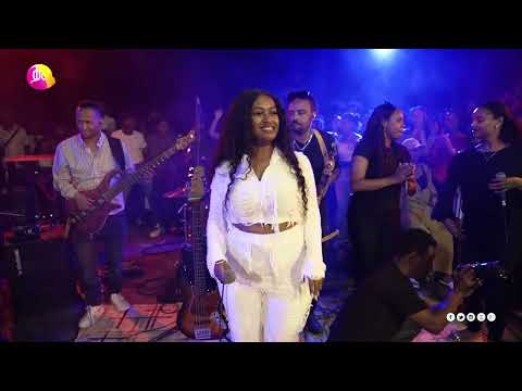 ሜላት ቀለምወርቅ -  ባላገሩ | Melat Kelemework - Balageru ( Live Performance )