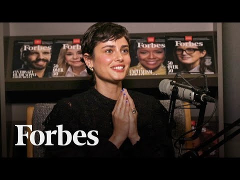 How Supermodel Taylor Hill Went From Fashion To Founder