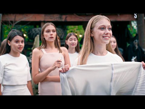 未來的2140年，女性將掀起裙子，迎接地球上最後一個男人！一口氣看完科幻劇《未來新世界》