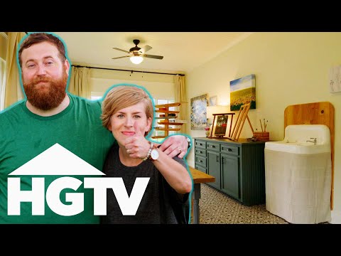 Erin & Ben's Beautiful Art Studio Is Exactly The Inspiration This Artist Needed! | Home Town