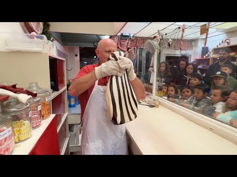 Handmade Christmas Candy Canes! 🍭🎅🏼🎄